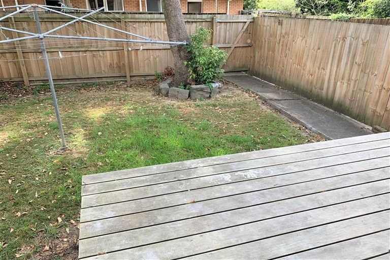 Photo of property in 4/27a Vine Street, Mangere East, Auckland, 2024