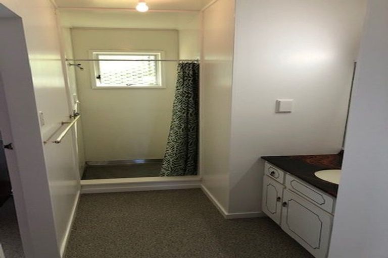 Photo of property in 24 Rajkot Terrace, Broadmeadows, Wellington, 6035