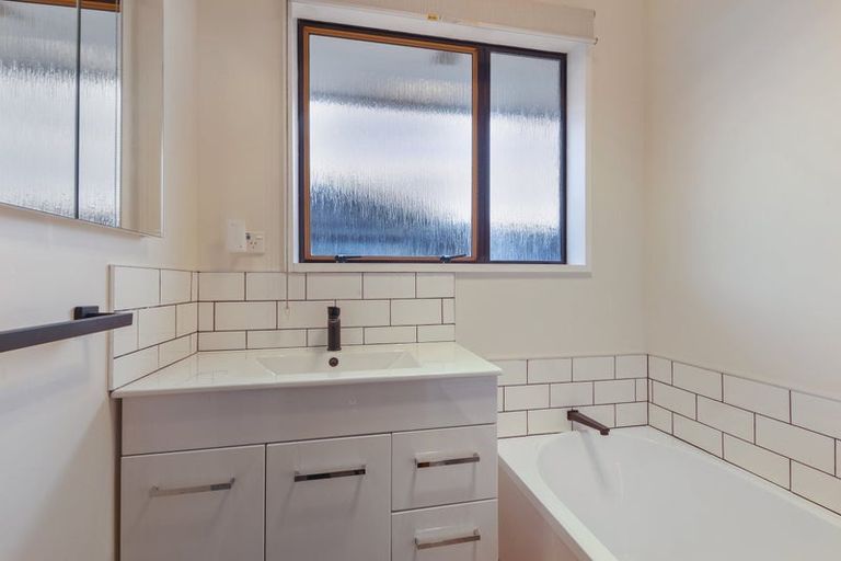 Photo of property in 7a Kinley Street, Rangiora, 7400