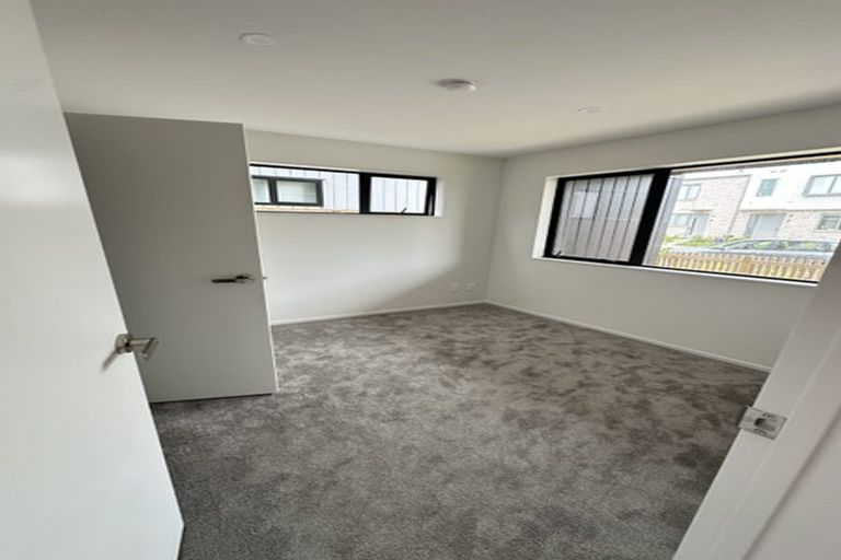 Photo of property in 73 Tahuhu Road, Mount Wellington, Auckland, 1062