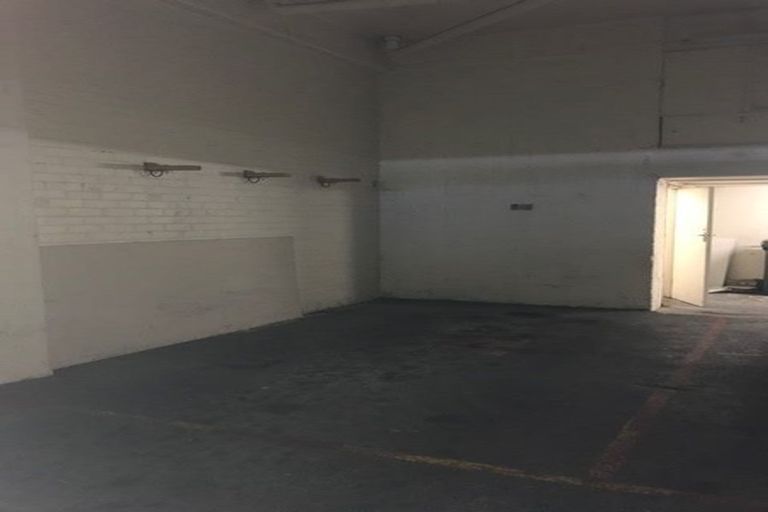 Photo of property in Lexington Apartments, 8/33 Hania Street, Mount Victoria, Wellington, 6011