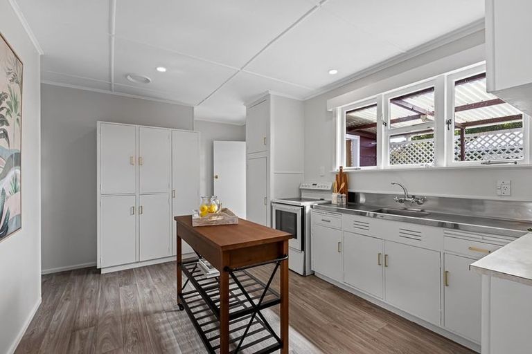 Photo of property in 42 Foster Crescent, Snells Beach, 0920