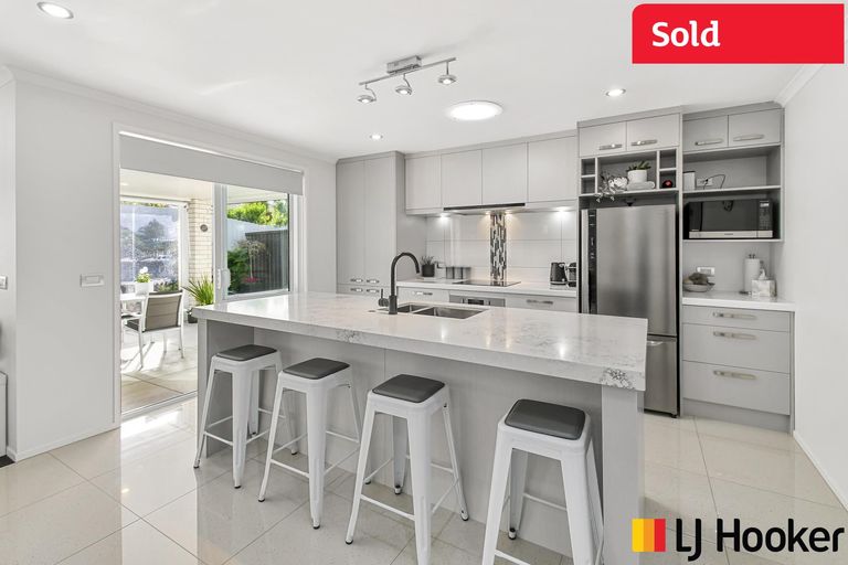 Photo of property in 88 Helenslee Road, Pokeno, 2402