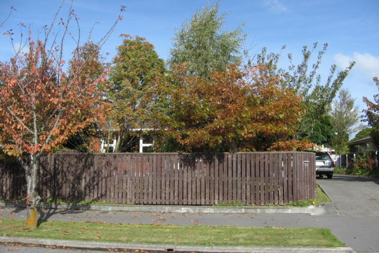 Photo of property in 17 Carruthers Street, Ilam, Christchurch, 8041