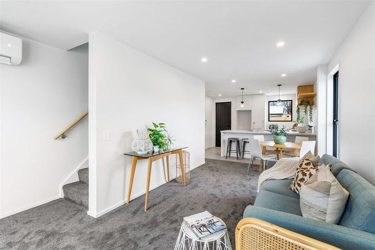 Photo of property in 2/40 Hastings Street West, Sydenham, Christchurch, 8023