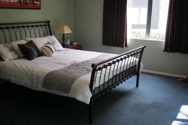 Photo of property in 72c Hazlewood Avenue, Karori, Wellington, 6012