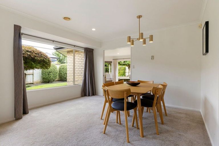 Photo of property in 22 Keswick Crescent, Huntington, Hamilton, 3210