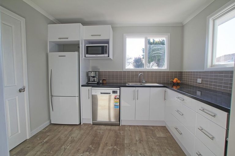 Photo of property in 114 Halswell Road, Hillmorton, Christchurch, 8025