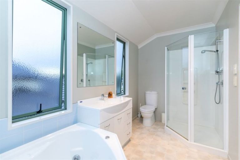 Photo of property in 38 Eclipse Rise, Flagstaff, Hamilton, 3210