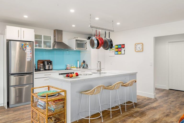 Photo of property in 464a Marine Parade, South New Brighton, Christchurch, 8062