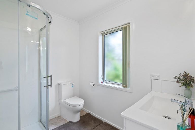 Photo of property in 12 Mary Street, Gore, 9710