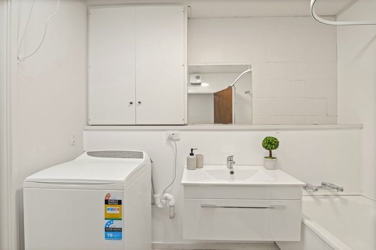 Photo of property in 2/111 Balmacewen Road, Wakari, Dunedin, 9010