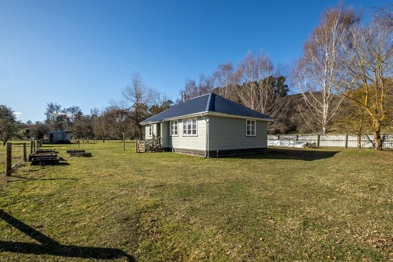 Photo of property in 15 Tekoa Street, Waiau, 7332