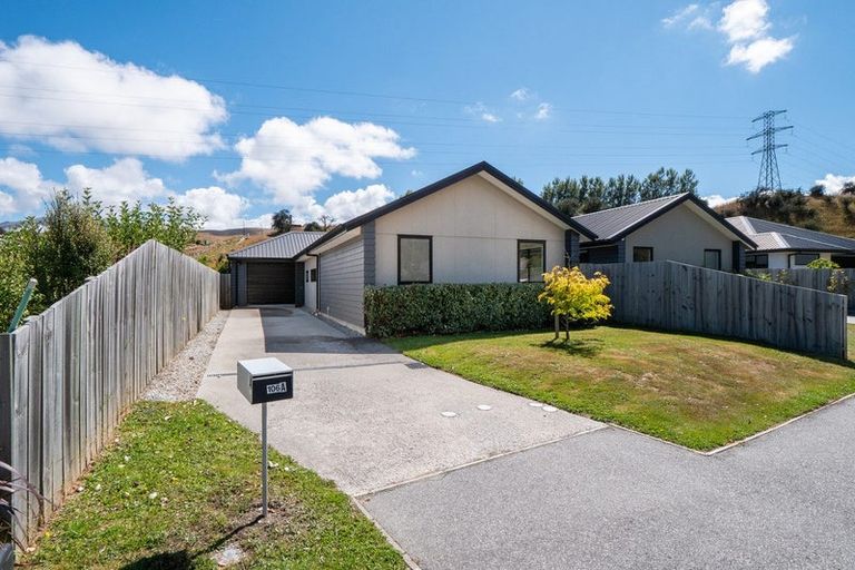 Photo of property in 106a Risinghurst Terrace, Lower Shotover, Queenstown, 9304
