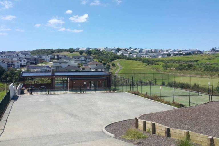 Photo of property in 31 Discovery Drive, Gulf Harbour, Whangaparaoa, 0930