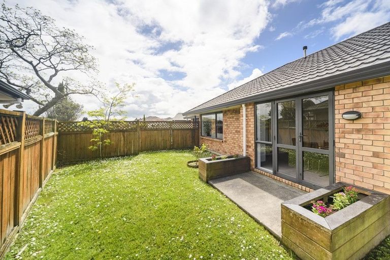 Photo of property in 9 Alpine Grove, Kelvin Grove, Palmerston North, 4414