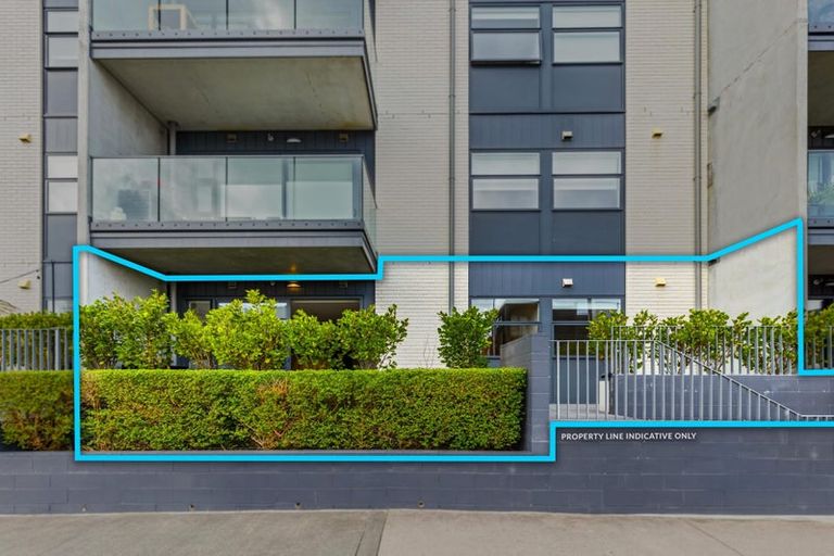 Photo of property in 5/2g Onekiritea Road, Hobsonville, Auckland, 0616