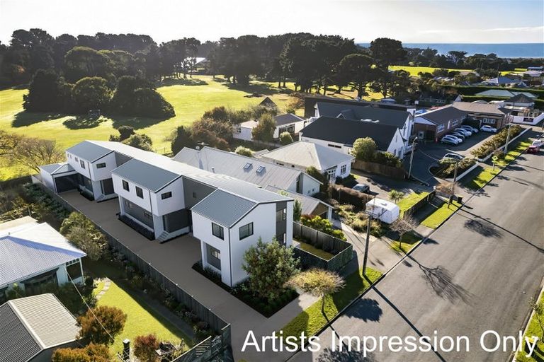 Photo of property in 124 Lonsdale Street, New Brighton, Christchurch, 8083