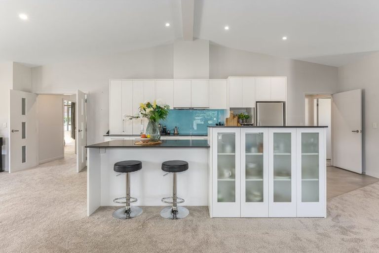 Photo of property in 27 Flotilla Place, Whitby, Porirua, 5024