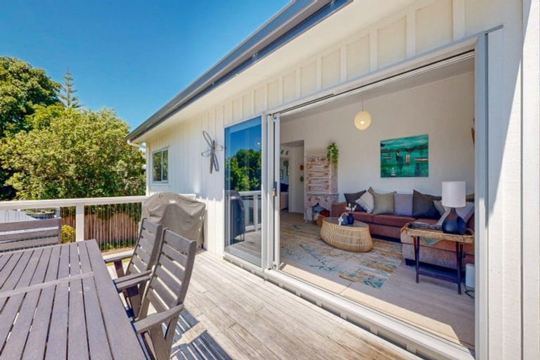 Photo of property in 2a Swordfish Avenue, Whiritoa, Whangamata, 3691