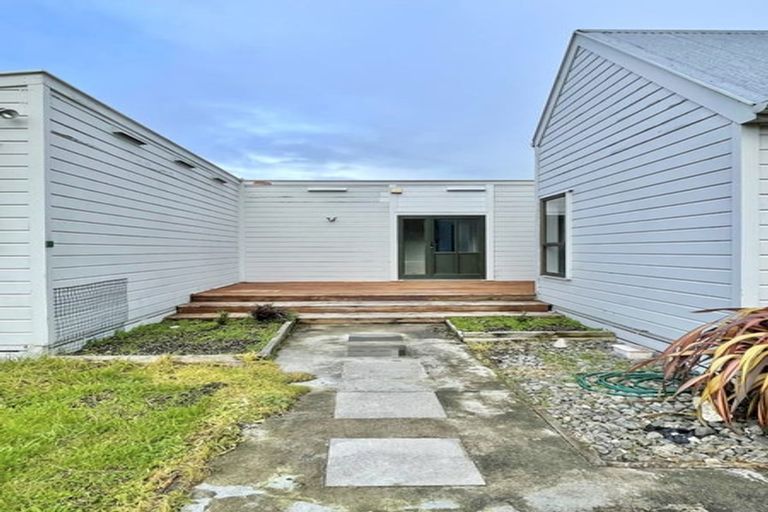 Photo of property in 53 Wallace Street, Featherston, 5710