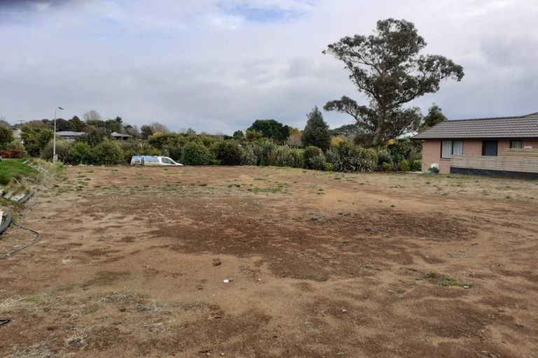 Photo of property in 16 Masters Lane, Waitara, 4320