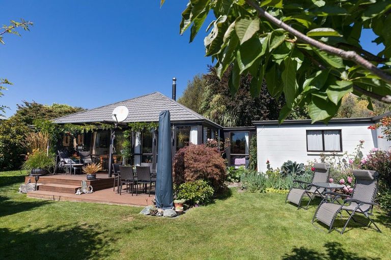 Photo of property in 22a Heuchan Lane, Wanaka, 9305