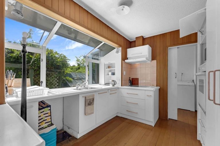 Photo of property in 77 Birdwood Avenue, Papatoetoe, Auckland, 2025
