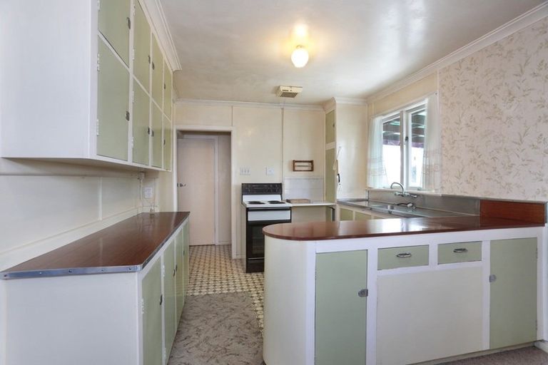 Photo of property in 13 Matai Street, Marton, 4710