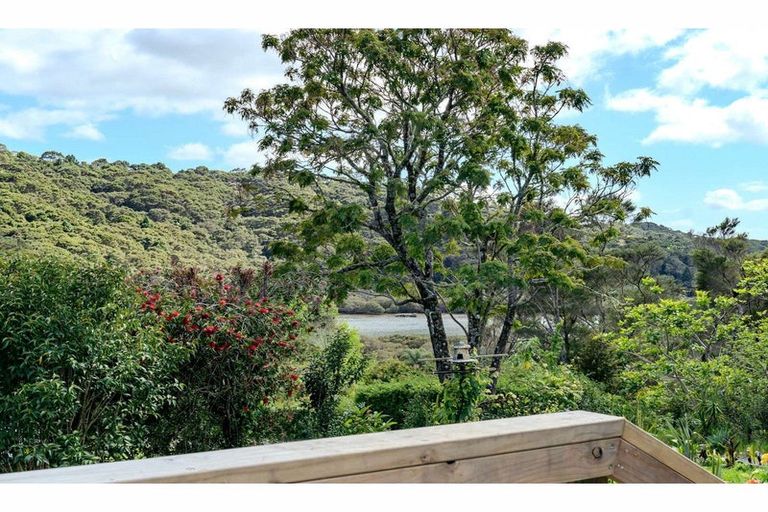 Photo of property in 85c Yorke Road, Haruru, 0204