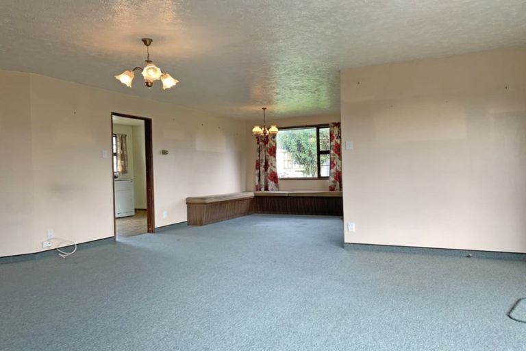 Photo of property in 8 Burns Street, Owaka, 9535