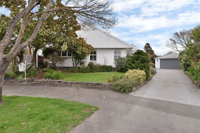Photo of property in 8 Parkinson Place, Ilam, Christchurch, 8041