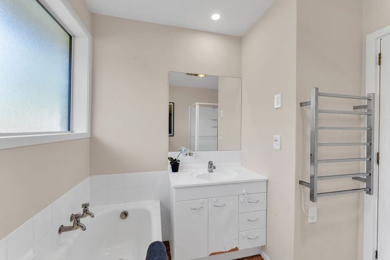 Photo of property in 1/29 Heathglen Avenue, Parklands, Christchurch, 8083