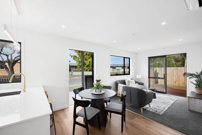 Photo of property in 1/13 Pulham Crescent, Queenwood, Hamilton, 3210