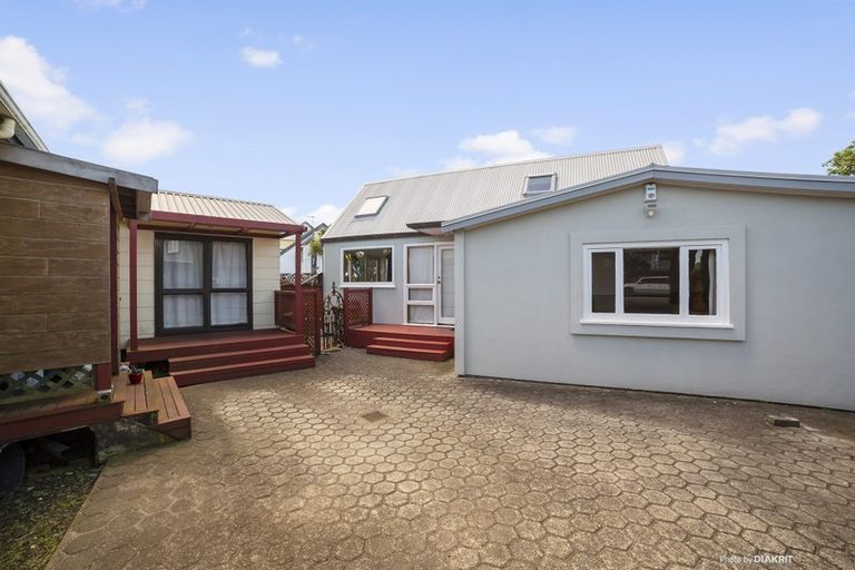 Photo of property in 42 Kaikoura Street, Maupuia, Wellington, 6022