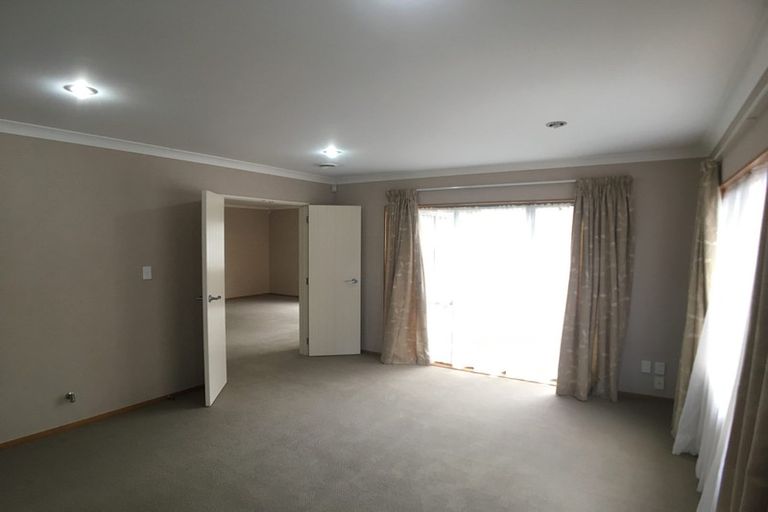 Photo of property in 143 Cyril French Drive, Flat Bush, Auckland, 2016