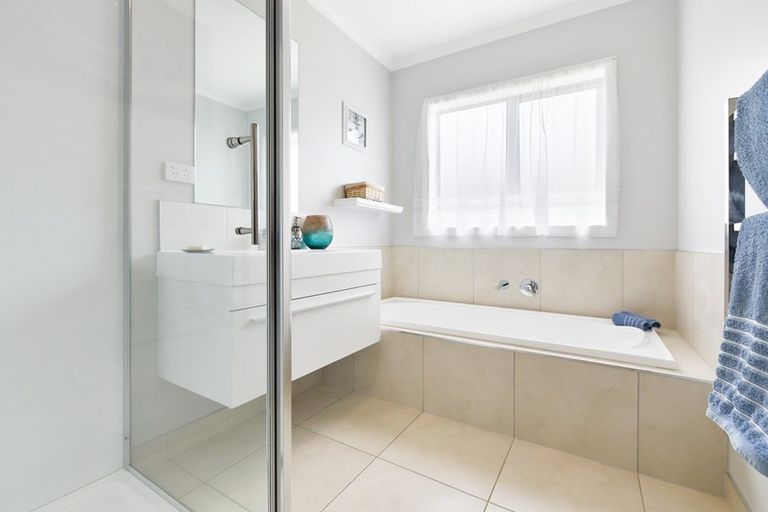 Photo of property in 28 Probert Crescent, Chartwell, Hamilton, 3210