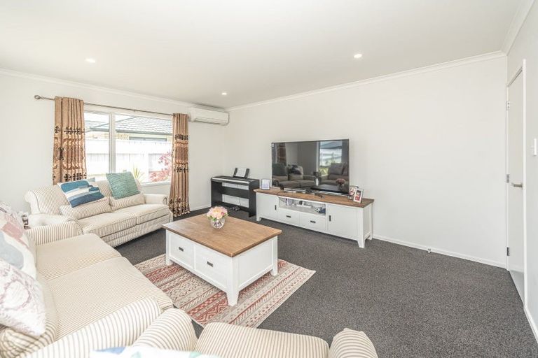 Photo of property in 35 Magnolia Crescent, Tawhero, Whanganui, 4501