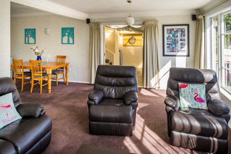 Photo of property in 4 Bell Street, Tawa, Wellington, 5028
