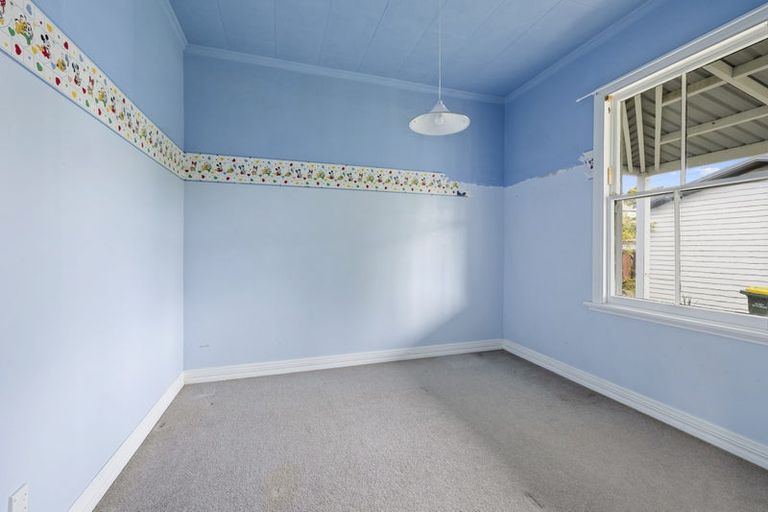 Photo of property in 18 Whakapaki Street, Urenui, 4375