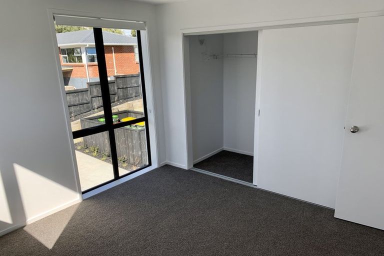 Photo of property in 1/3 Fairdale Place, Birkdale, Auckland, 0626