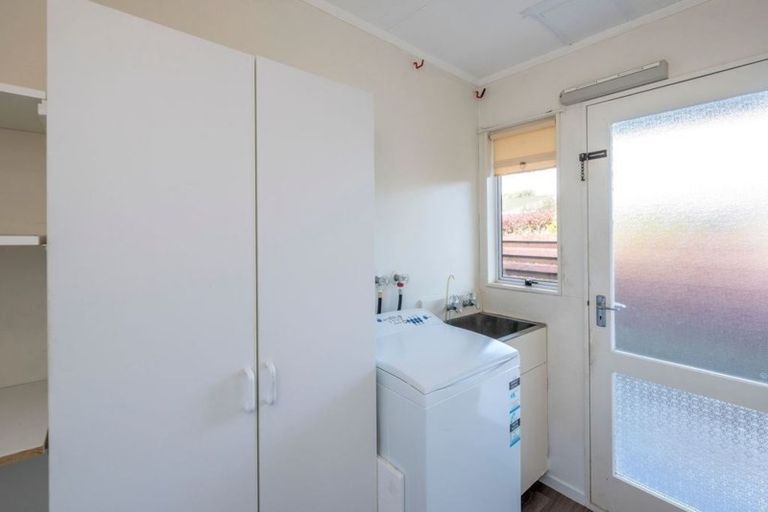 Photo of property in 90 Rimu Street, Waikanae, 5036