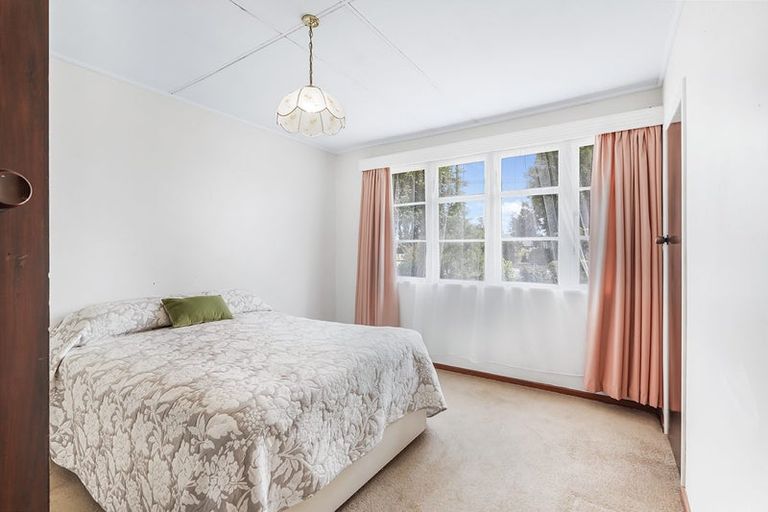 Photo of property in 1070 Heaphy Terrace, Fairfield, Hamilton, 3214