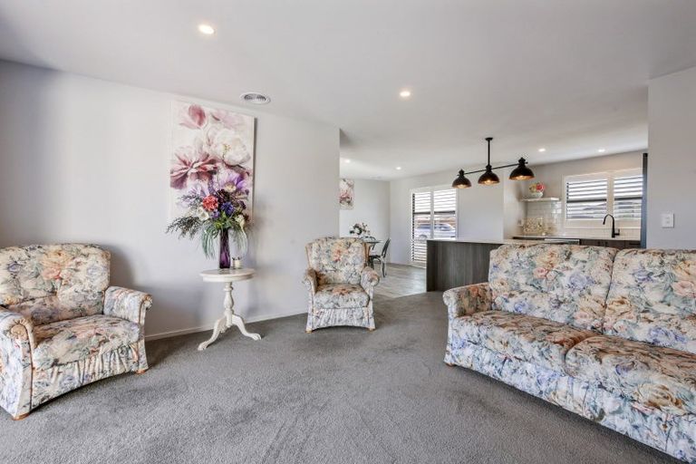 Photo of property in 4 Marcoola Drive, Rolleston, 7614