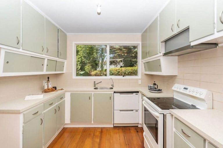 Photo of property in 25 Bellringer Road, Massey, Auckland, 0614