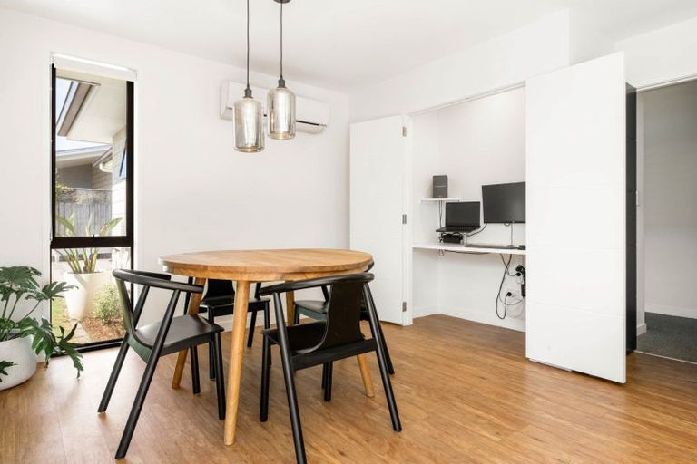 Photo of property in 11 Livingstone Drive, Papamoa Beach, Papamoa, 3118