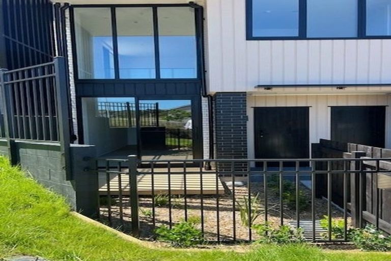 Photo of property in 14/28 Pennant Street, Long Bay, Auckland, 0630