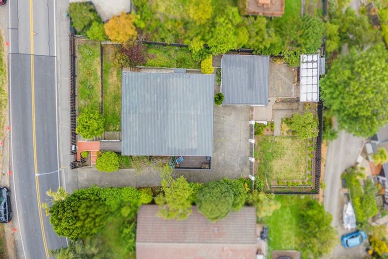 Photo of property in 212 Dyers Pass Road, Cashmere, Christchurch, 8022