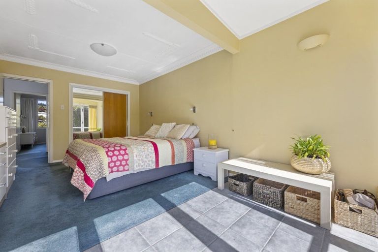 Photo of property in 12 Pioneer Crescent, Helensburgh, Dunedin, 9010