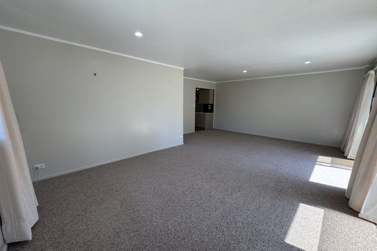 Photo of property in 55 Blakeborough Drive, Forrest Hill, Auckland, 0620